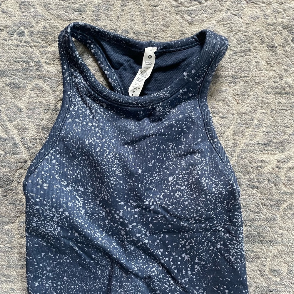 lululemon tank